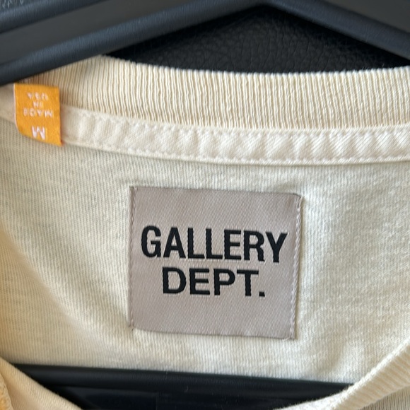 COPY - Gallery Dept Logo Tee - Picture 4 of 6